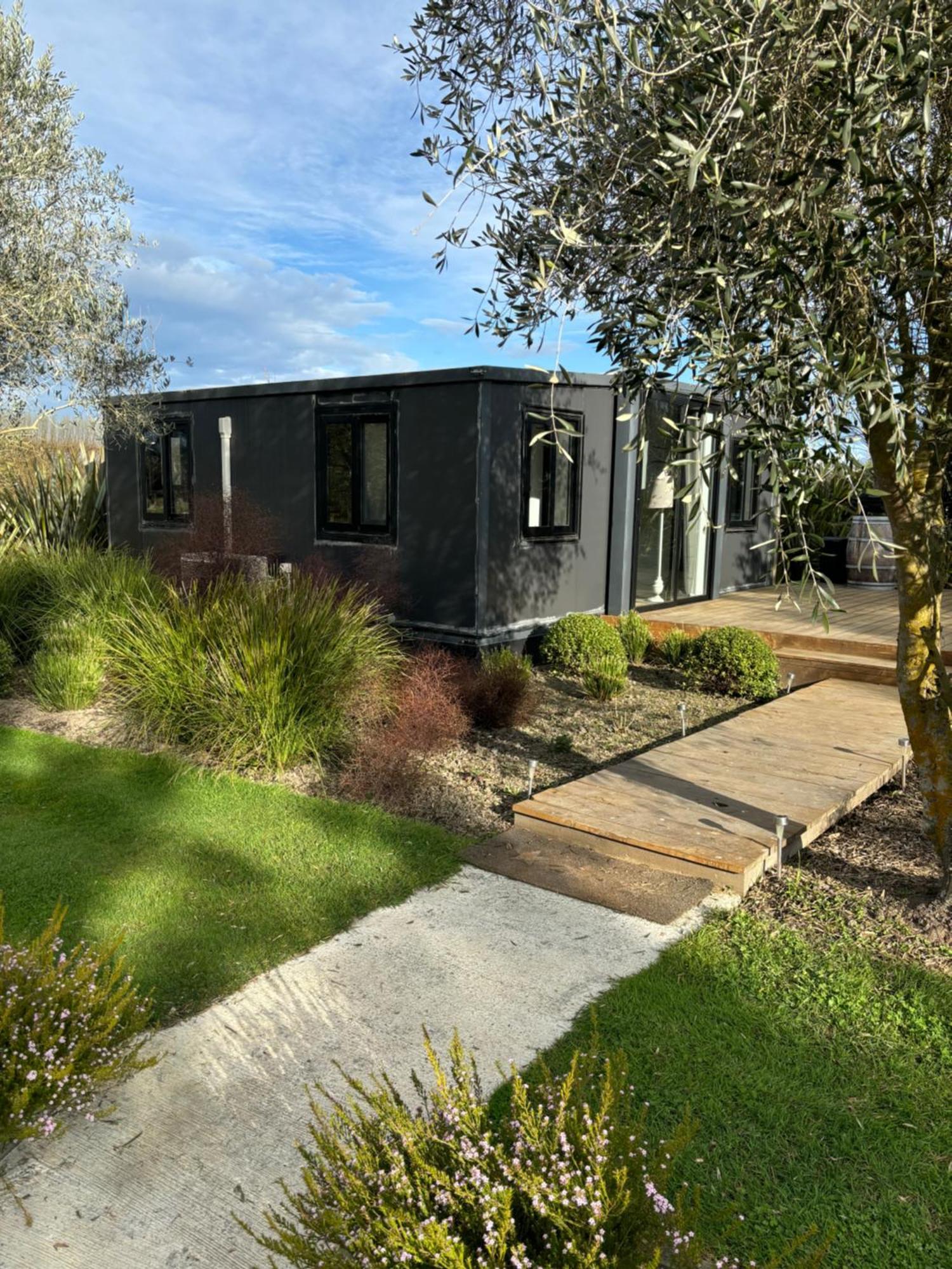 Adorable Little Container House Apartamento Hastings Exterior foto